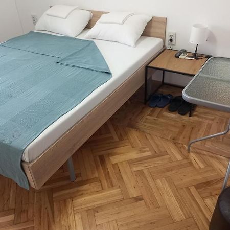 בלגרד Airport Md Rooms מראה חיצוני תמונה